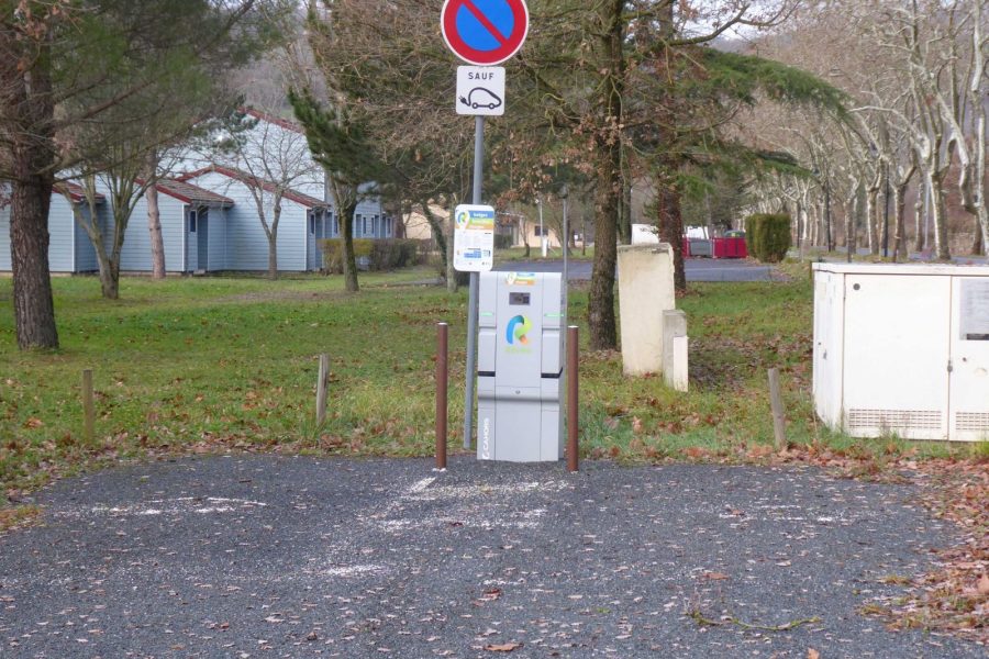 Borne recharge voiture 02_pour site